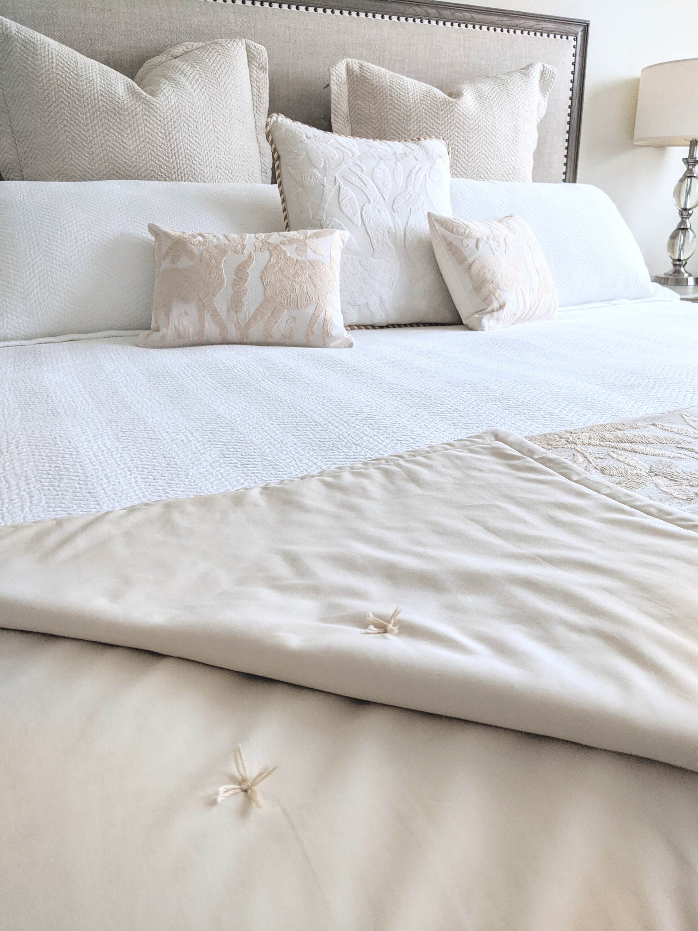 MadetoOrder / Custom Made Otomi Hand Embroidery Throw Quilt Blanket