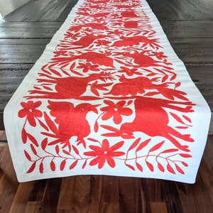 Made-to-Order / Custom Made: Otomí Table Runner Hand Embroidery Mexican Textile Fabric in Red