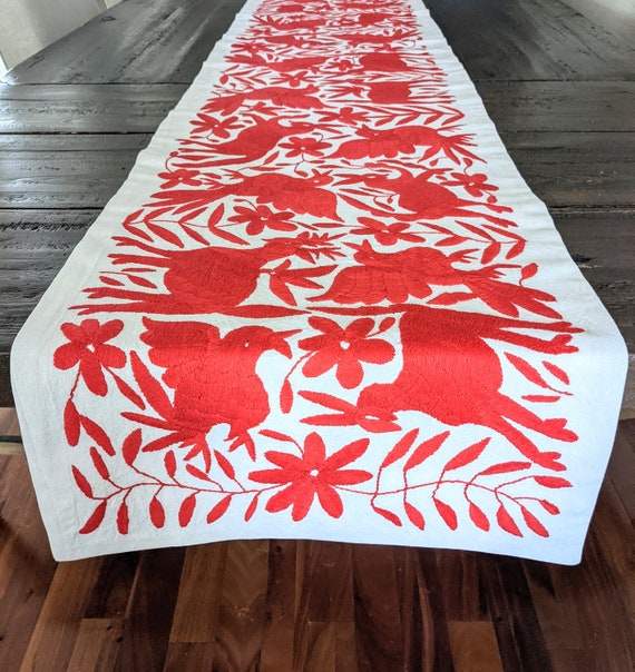 Made-to-Order / Custom Made: Otomí Table Runner Hand Embroidery Mexican Textile Fabric in Red