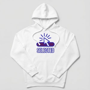 Pode incluir: Moletom branco com estampa frontal. O gráfico apresenta um ícone de cursor azul e roxo com linhas radiantes acima de uma barra roxa e a palavra "SELECTED" em letras azuis.