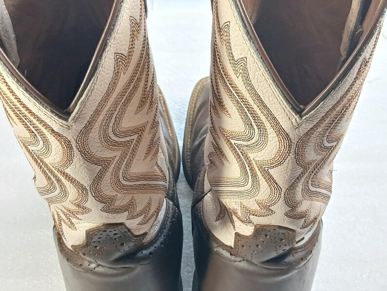 Stivali da cowboy Justin 8.5 EE in pelle bicolore marrone beige rodeo immagine 17