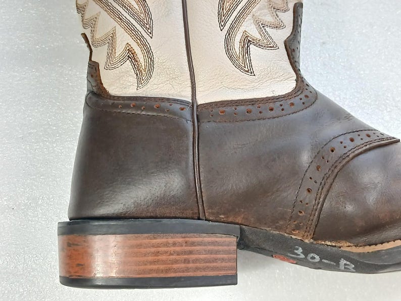 Stivali da cowboy Justin 8.5 EE in pelle bicolore marrone beige rodeo immagine 12