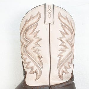 Stivali da cowboy Justin 8.5 EE in pelle bicolore marrone beige rodeo immagine 6