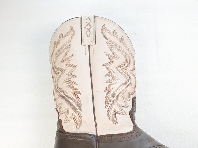 Stivali da cowboy Justin 8.5 EE in pelle bicolore marrone beige rodeo immagine 13