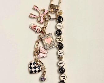 Cadena de abalorios personalizada para Kindle con accesorio / Accesorio para lector electrónico con nombre personalizado / Regalo para lectores