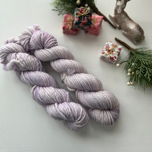Superwash Merino Yarn, Hand Dyed Yarn, Pastel Purple Variegated Yarn, Icing