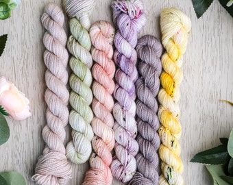 Colección Littlest Fox: Juego de calcetines Mini Skeins Gold Stellina