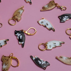Hanging Cats Stitch Marker