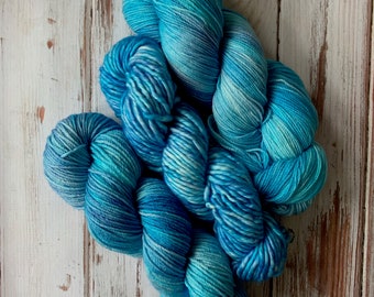 Superwash Merino Hand Dyed Yarn, Blue Yarn, Bluebells Sing