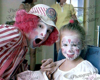 Foto de Circus World 1981, Payaso y niña, Davenport, Florida (Descarga digital)