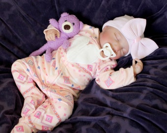 Reborn Baby Doll: Weighted or Lightweight Soft Vinyl Limbs (20 Inches)