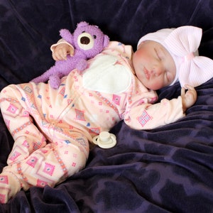 Realistic Reborn Dolls Cloth Body and Vinyl Limbs Heavy 8 lb or Lightweight 20-Inch Lifelike Baby Dolls for Girls Doll That Looks Real image 5
