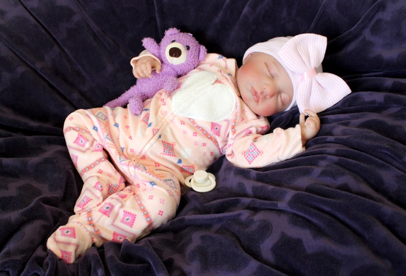 Realistic Reborn Dolls Cloth Body and Vinyl Limbs Heavy 8 lb or Lightweight 20-Inch Lifelike Baby Dolls for Girls Doll That Looks Real image 5