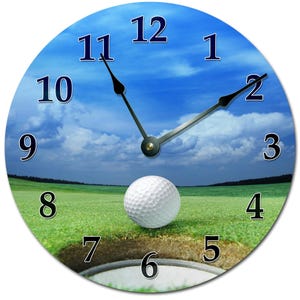 Golf Ball Hole Wall Clock: Modern Silent Decor (15.5 Inch Round)
