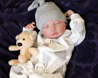 Lifelike Reborn Baby Doll: 20 Inch Weighted Vinyl Doll