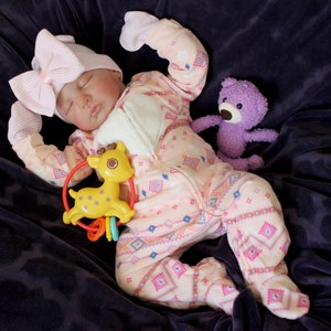 Realistic Reborn Dolls Cloth Body and Vinyl Limbs Heavy 8 lb or Lightweight 20-Inch Lifelike Baby Dolls for Girls Doll That Looks Real image 6