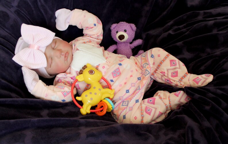 Realistic Reborn Dolls Cloth Body and Vinyl Limbs Heavy 8 lb or Lightweight 20-Inch Lifelike Baby Dolls for Girls Doll That Looks Real image 7