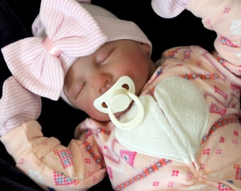 20 inch Lifelike Reborn Baby Doll - Soft Cloth Body with Vinyl Arms and Legs