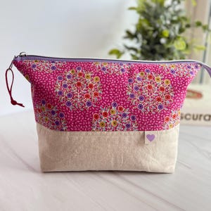 Handmade Wide-Mouth Zipper Pouch, Cosmetic Bag, Travel Bag