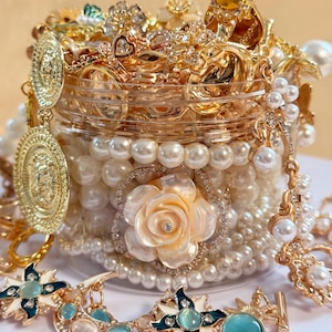 Vintage Jewelry Mystery Box - Etsy UK