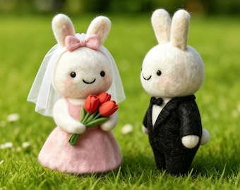 Couple de lapins de mariage feutrés à l'aiguille, figurine de marié 100 % laine