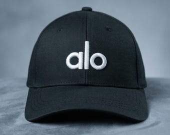 Gorra unisex minimalista ajustable Alo Yoga Black Off Duty