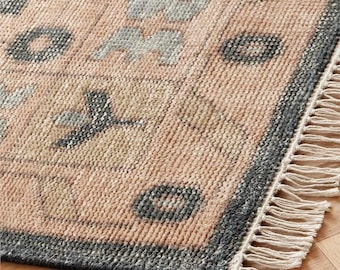 Hand Knotted Wool Rug: Vintage Oriental Medallion Design (8x10)