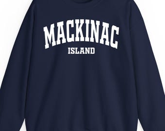Mackinac Island sweatshirt hoodie T-Shirt: Minimalist Michigan Car-Free Fudge Victorian Travel Lakes Gift