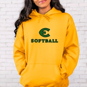 Evergreen High School softbollhoodie. Flera färgalternativ att välja mellan. Skräddarsydd på beställning.