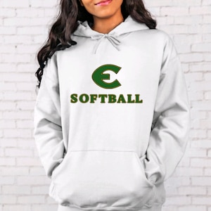 DRY FIT Evergreen High School softbollshoodie. Flera färgalternativ att välja mellan. Skräddarsydd på beställning.