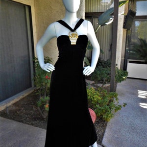 Vintage 1980's Eugene Alexander Black Velvet Evening Gown Size 10 image 3