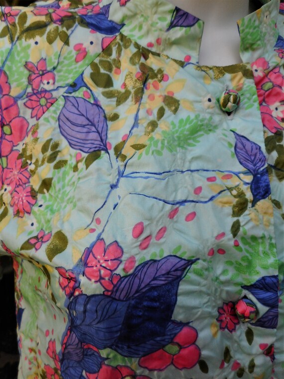 Vintage 1970's Lightweight Floral Print Lounging … - image 2