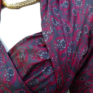 Vintage 1960's Cresta Couture Red & Grey Print Silk Dress Size 8 image 2