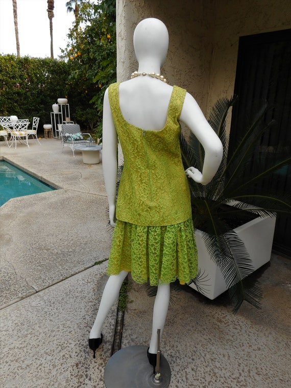 Vintage 1960's Sue Gail Green Lace Sleeveless Coc… - image 3