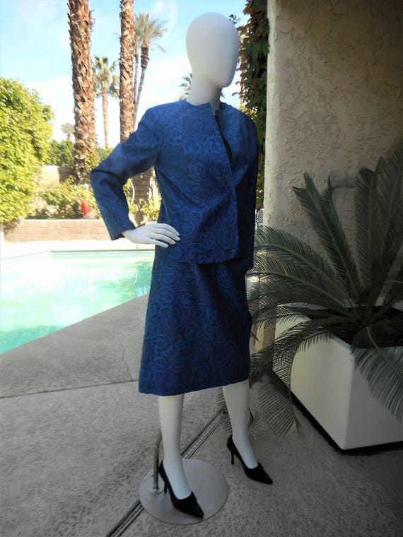 Vintage 1960's Blue Floral Print Suit - Size 8 - image 5