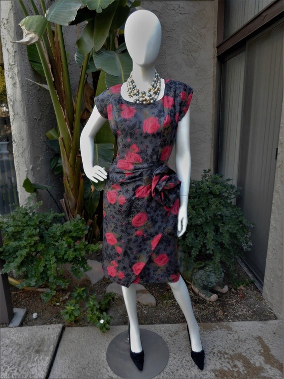 Vintage 1960's Gray Floral Dress - Size 14