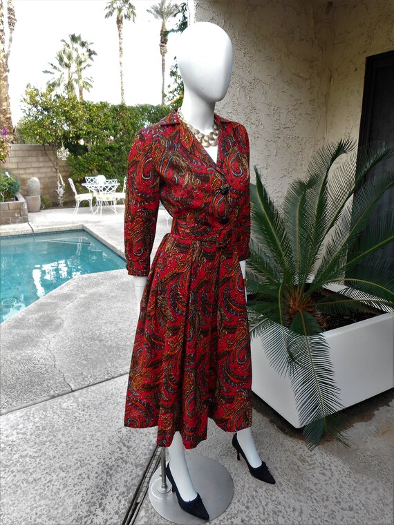 Vintage 1950's Red Paisley Dress - Size 10 - image 4