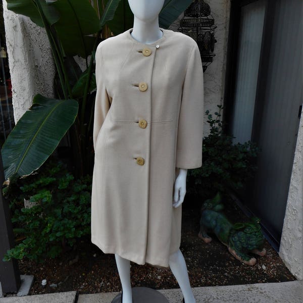 Vintage 1960's Bernard Altmann Beige Wool Blend Coat - Size 12/14