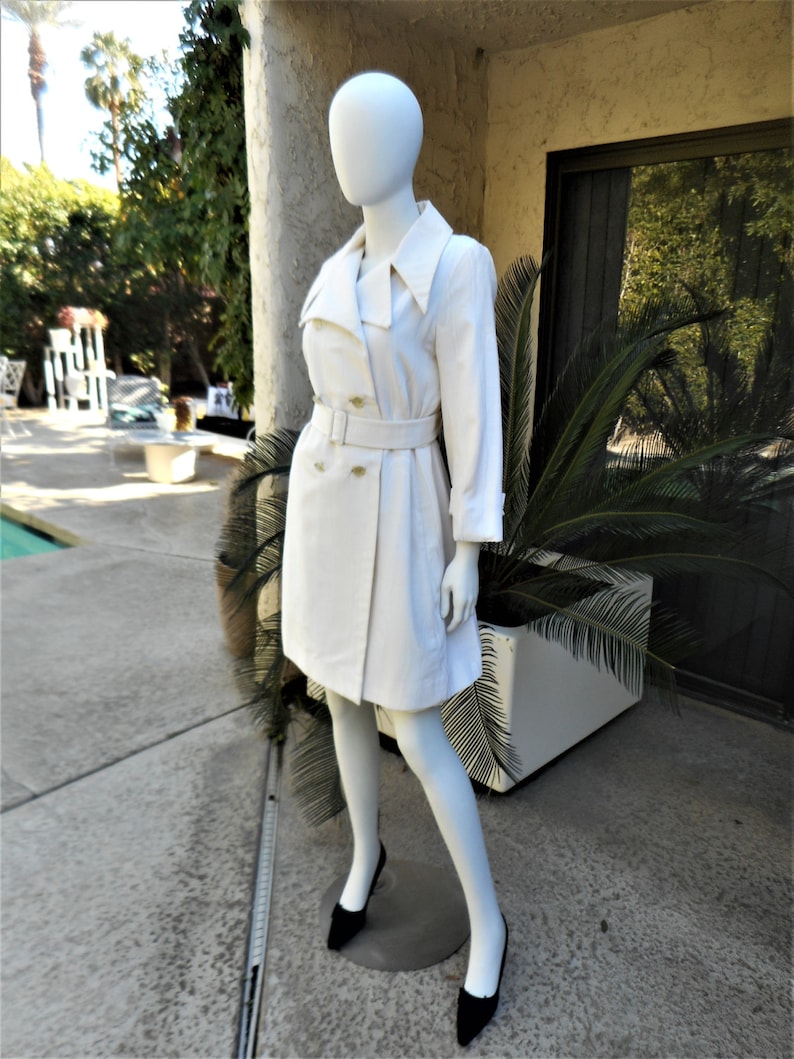 Size Medium Vintage 1970/'s Main Street Trench Style White Evening Coat