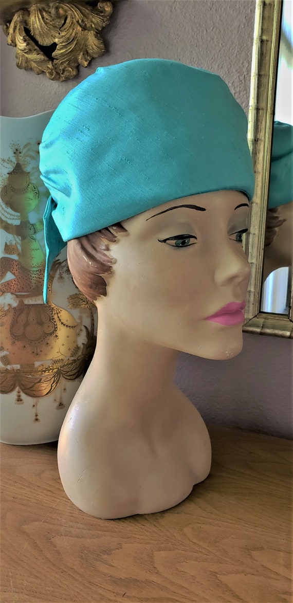 Vintage 1960's Turquoise Blue Hat