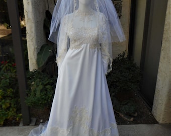 Vintage 1970's William Cahill Cream Empire Waist Wedding Dress and Matching Veil - Size 2