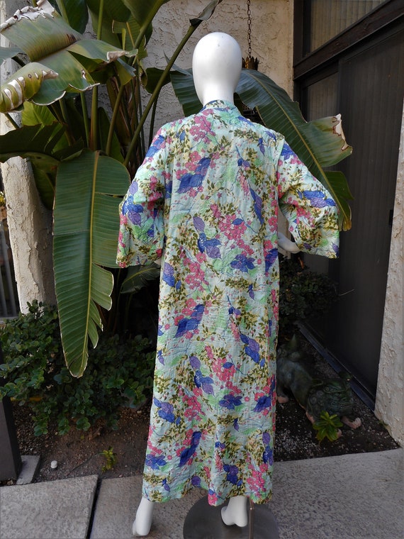 Vintage 1970's Lightweight Floral Print Lounging … - image 5