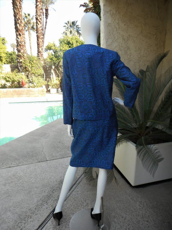 Vintage 1960's Blue Floral Print Suit - Size 8 - image 4