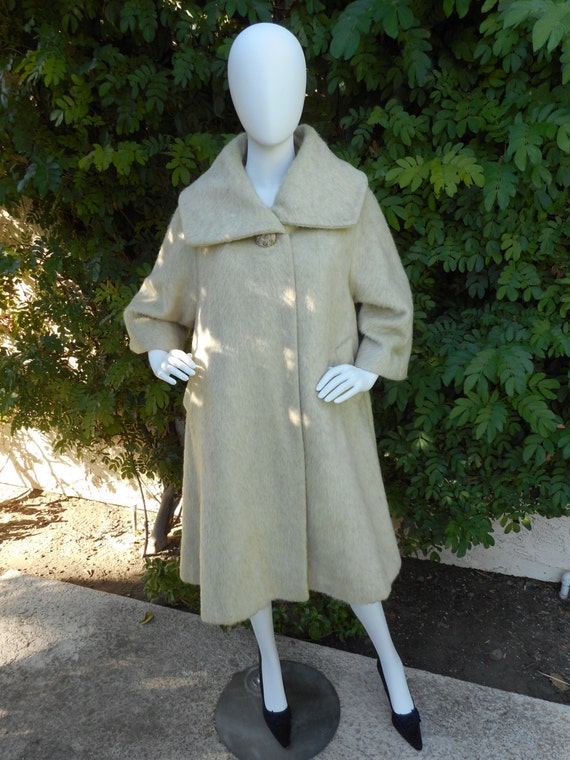 Vintage 1960's Tisse a Paris for Lilli Ann Beige … - image 1