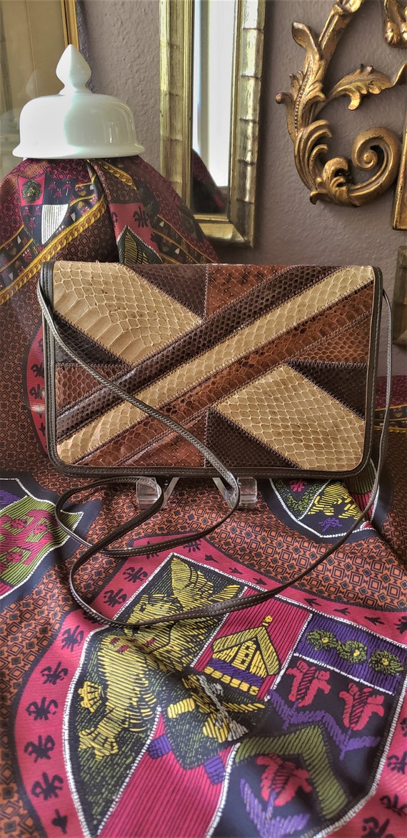 Vintage 1970's Palizzio Brown Snakeskin Shoulder B