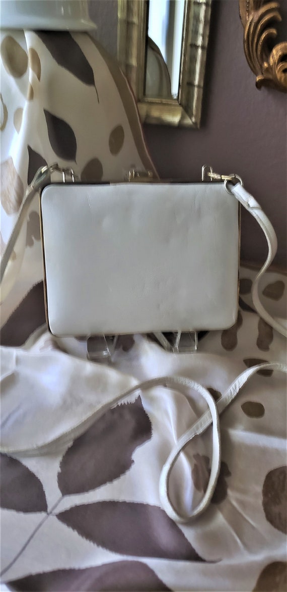 Vintage 1980's Bellido White Leather Shoulder Bag - image 4