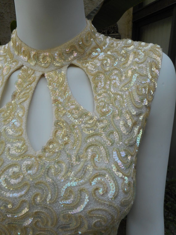 Vintage 1960's Tobi Cream Colored Sequin Sleevele… - image 3