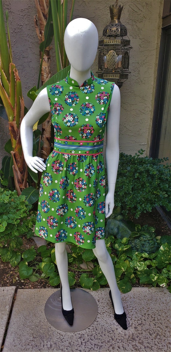 Vintage 1970's Yves Jennet Green Floral Dress - Si