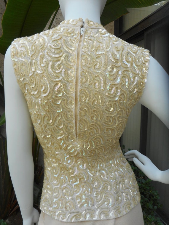 Vintage 1960's Tobi Cream Colored Sequin Sleevele… - image 4