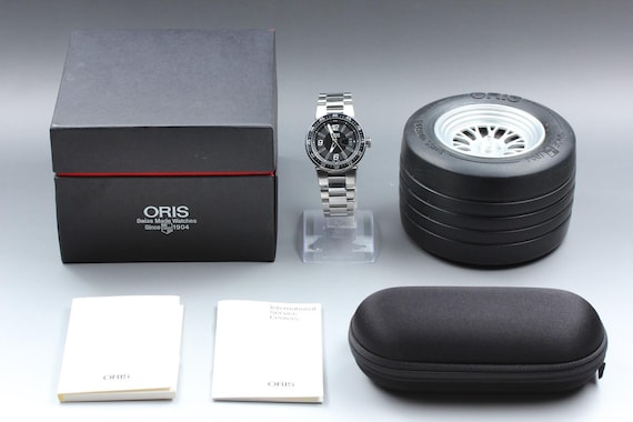 ORIS Williams F1 Team Date 7613 Automatic Black Dial Automatic